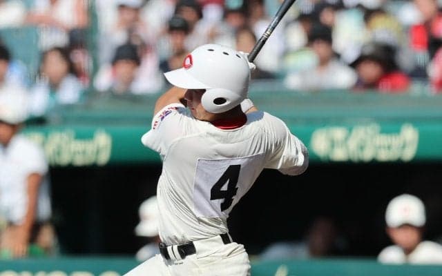 智弁和歌山のセカンドが横浜の剛腕から高校通算21本塁打となる3ラン＆適時打で4打点！堅守も見せる【26年夏甲子園】