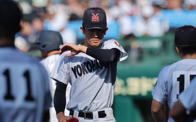 横浜の世代屈指の剛腕がまさかの3回途中で降板…3ランを浴びるなど被安打8、4失点【26年夏甲子園】