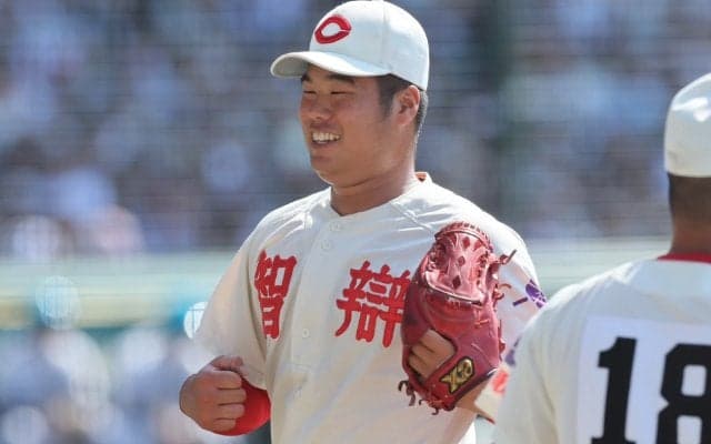 智弁和歌山が5年ぶり決勝進出！強力打線が織田翔希を3回KO！エース右腕が8回1失点の好投、21年V以来の頂点に前進【26年夏甲子園】