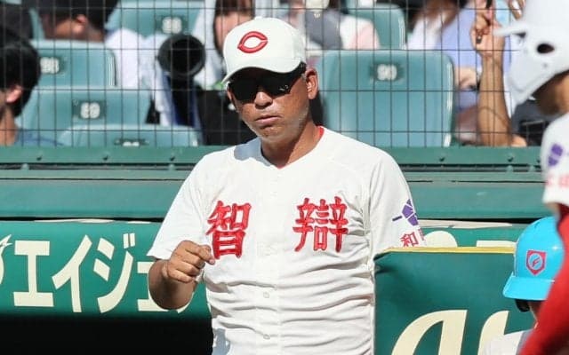 「バントで相手投手を落ち着かせてはいけない」智弁和歌山はノーバントの強攻策で横浜の剛腕を攻略！【26年夏甲子園】