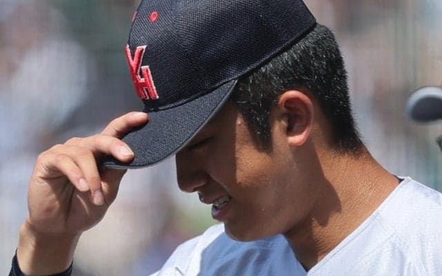 横浜の織田が涙 今後は｢何も考えられない｣ 3回に3ラン被弾で降板｢最後の最後に何してるんだろう｣【26年夏甲子園】