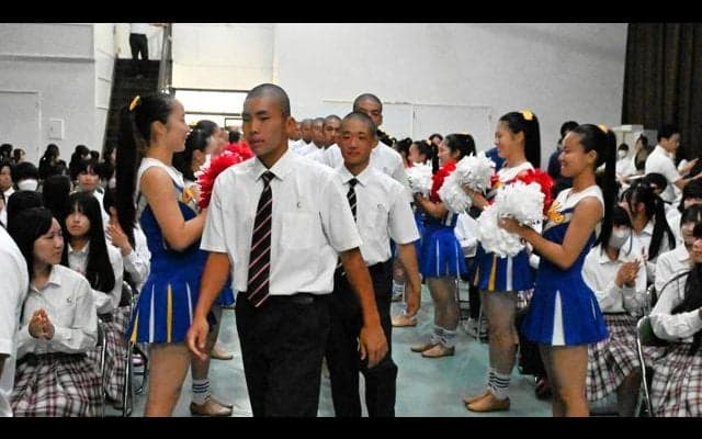 前人未到の全国大会5連覇へエール　中京高校軟式野球部の壮行会