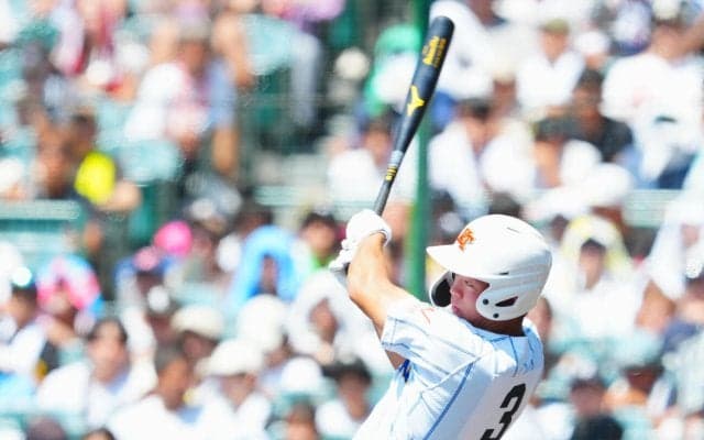 【甲子園】健大高崎が初回に１点先制　先発投手で４番の佐藤麻恩が適時打　決勝かけ天理と激突