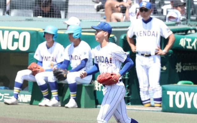 健大高崎が継投で逃げ切る　「これで負けたらしょうがないなと思って託しました」と青柳監督　九回２死満塁でエース石垣投入