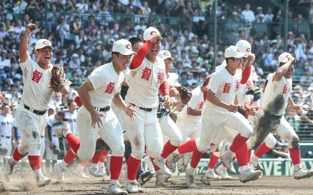夏の甲子園決勝は智弁和歌山-健大高崎に　横浜と天理は準決勝で敗退