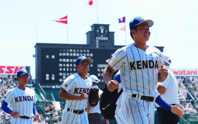 【甲子園】健大高崎のオオタニさん・佐藤麻恩が二刀流で初の決勝導く！「新しい健大の歴史を」
