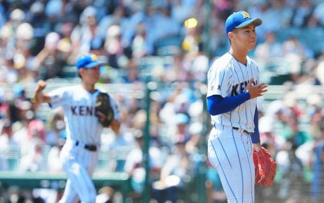 【甲子園】健大高崎が夏初の決勝　９回２死満塁抑え逃げ切る　智弁和歌山と日本一を目指し対戦