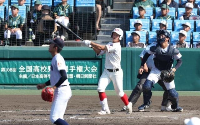 甲子園で３１年ぶりの珍事発生か　１大会本塁打数で夏が春を下回れば、１９７４年の金属バット導入後は２度目　５２年間で１度しかない“逆転現象”に