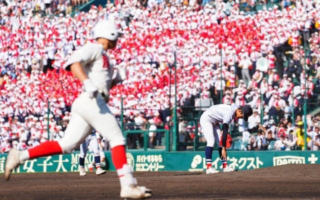 【甲子園】智弁和歌山が横浜倒し５年ぶりの決勝進出　楠本龍生が織田から勝ち越し３ラン　