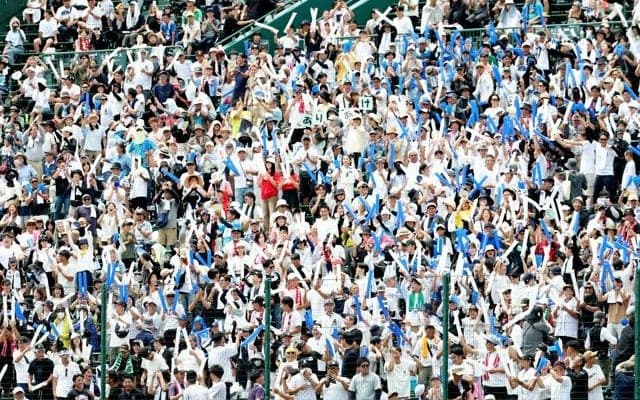 甲子園に出現する「異様な空気」　観客の思いが選手を飲み込むことも