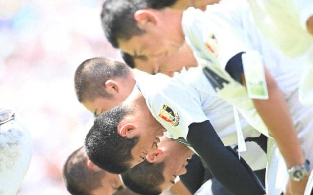 横浜・織田翔希  高卒即メジャーも視野　聖地初被弾で渡辺元監督に弔いＶ届けられず涙→村田監督が進路言及