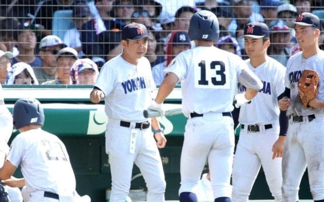 横浜・村田監督「渡辺さんも『そんなに甘くねえぞ』と」　ベスト４で終戦「でも、負けからはい上がるのが横浜」