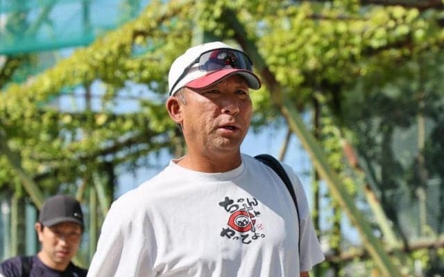 智弁和歌山・中谷仁監督　イチロー氏のメッセージ「ちゃんとやってよ。」Ｔシャツ着用　２０２０年に臨時指導受ける→翌２０２１年は夏の甲子園Ｖ