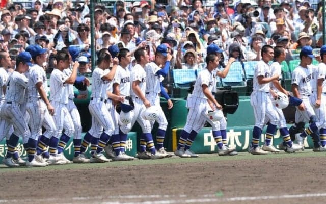 健大高崎は夏の初Vならず　8回にリード奪うも…直後に逆転許す、挨拶で泣き崩れる