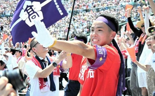 「日本一長い夏にしてくれてありがとう」　智弁和歌山の吉川副団長