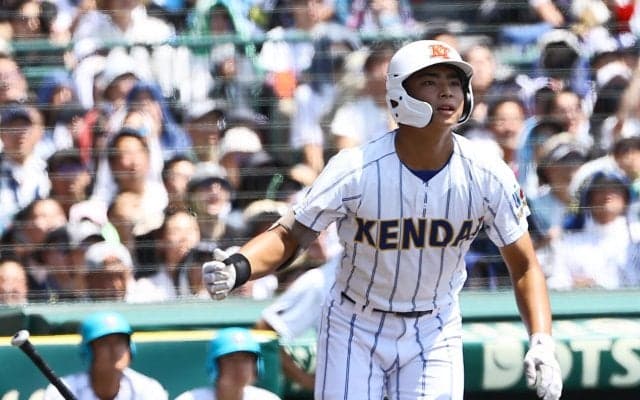 【甲子園】健大高崎・石田雄星「高校野球はやりきった」一時逆転２ラン「一番最高の夏休みに」