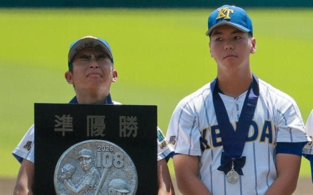 【甲子園】聖地の土は一握りだけ…健大高崎・石垣聡志「決勝の悔しさを忘れないよう」来年雪辱へ