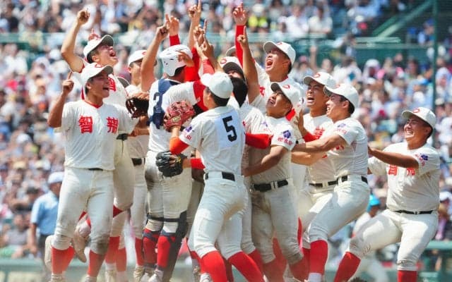 【とっておきメモ】バットを静かに置き一塁へ…智弁和歌山ナインが「美しい野球」を継承する理由
