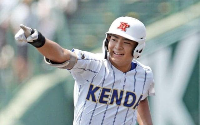 健大高崎・石田雄星　右手有鉤骨骨折から完全復活の２ラン　過酷な闘病生活の妹・惺来さんが「野球をやる理由をくれた」