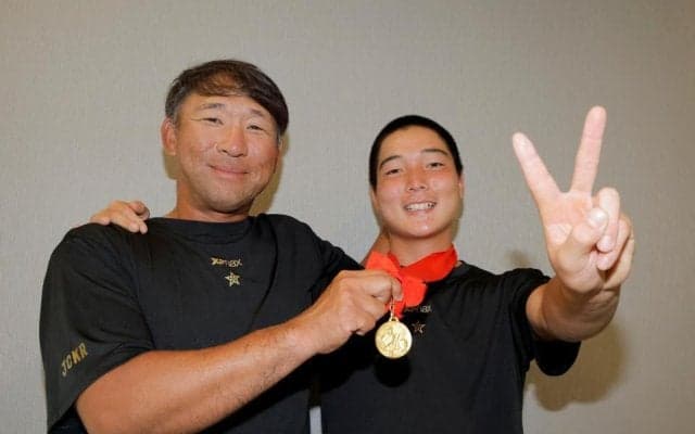 智弁和歌山・中谷監督　昨秋敗戦契機にミーティング繰り返し細かな意思疎通徹底「日本一、仲間を生かすチーム」