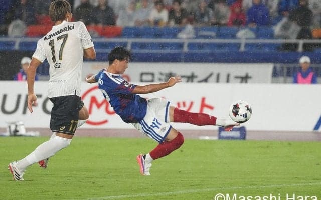 横浜FMの連続“ウノゼロ勝利”へ16歳三井寺眞が鮮烈ボレー！知念慶＆諏訪間幸成＆喜田拓也が歓喜！闘志が伝わるプレーで百年構想リーグ王者を撃破！
