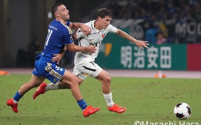 ｢わざと叩きつけた？うますぎる｣開幕3連勝のJ1町田MFが魅せた！高難度“エジルキック”での技ありミドル弾に反響！｢これはエジルですわ｣｢これが本当のラヴィ上等か｣