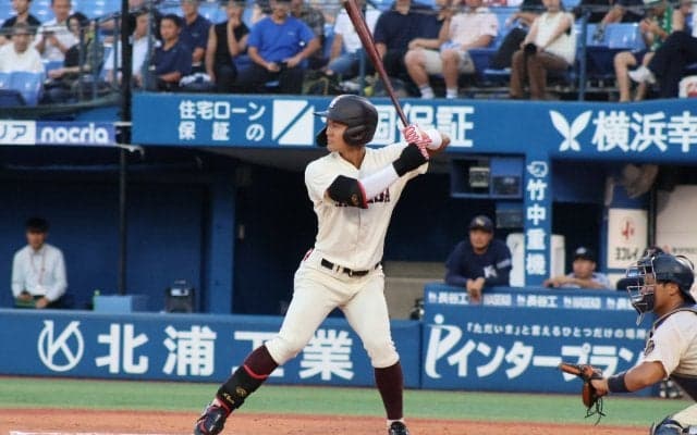 元横浜高主将が六大学選抜としてハマスタに凱旋！「次はお前の番だぞ！」今夏甲子園ベスト4の母校恩師から激励【大学野球】
