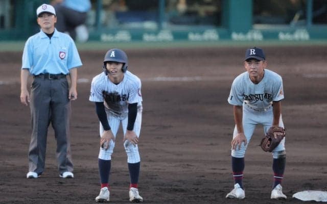 甲子園大会「ビデオ検証」を検証する　「審判を守る良策」と現場の評価は良好　一方でレジェンドから反対意見が出た背景とは？