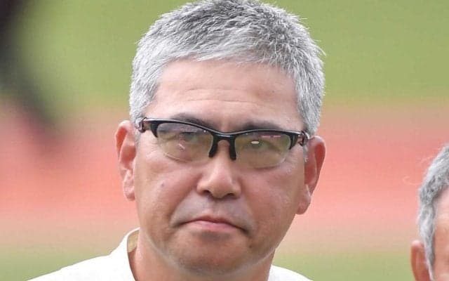 早大　小宮山悟監督が退任　２０１９年就任　今秋リーグ戦が最後の指揮　後任は元松商学園監督の足立修氏　１２月１日から就任へ