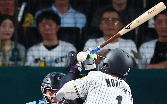 【阪神】森下翔太が死球受け途中交代、骨に異常なし　藤川監督「もしかしたらとは今は言えない」