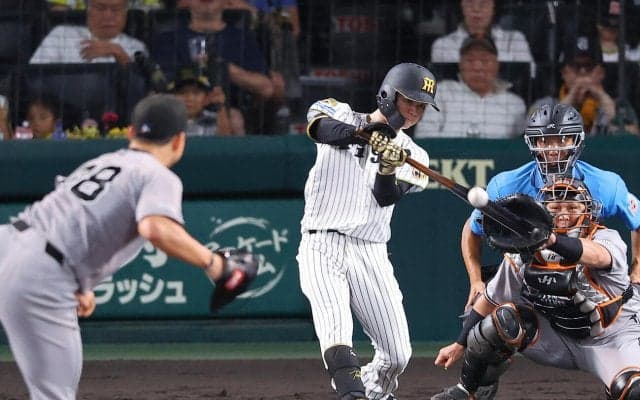 【阪神】中野拓夢「割り切っていくしかない」相手捕手が途中交代　再開直後に２点適時打