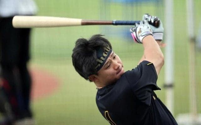 阪神・森下翔太が屋外打撃を再開　29日に死球受け「左前腕の打撲」30日はスタメン外れ九回の守備のみ出場