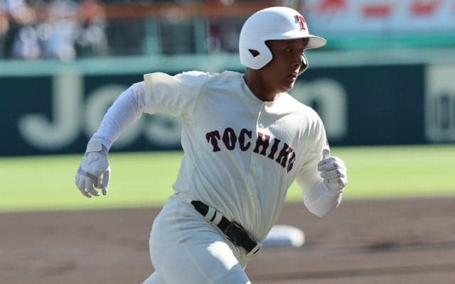 甲子園出場の進学校捕手がプロ志望届提出！甲子園では豪快な先頭打者本塁打！【ドラフト】