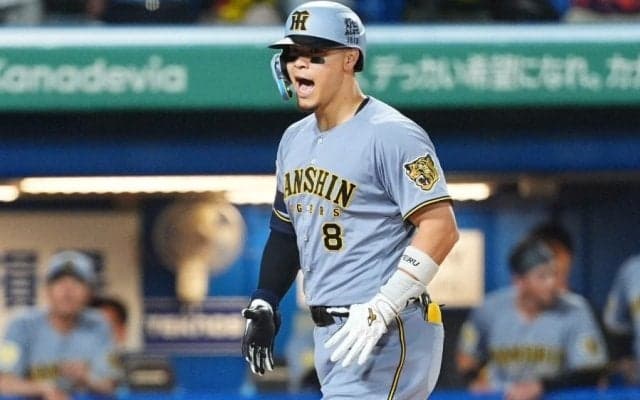 佐藤輝明の逆方向弾に「全員ドン引き」　敵地に広がった“白旗”の光景「これで入るんか」