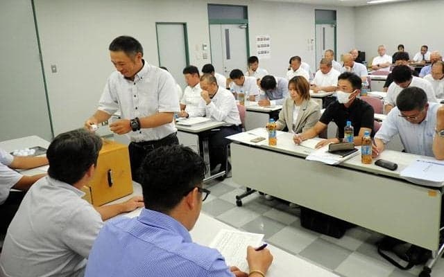 秋の高校野球佐賀大会、対戦決定　夏代表の佐賀商「新たな気持ちで」
