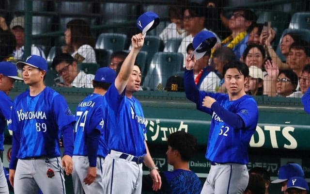 【DeNA】相川監督「どこがというより、みんなが役割を」接戦制し４位ヤクルトと４ゲーム差に