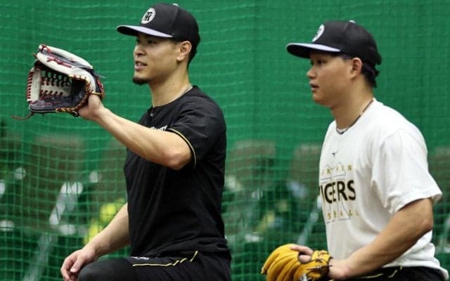 阪神・佐藤輝＆森下　４０発コンビともに意欲　佐藤輝「最後にそうなれば良い」森下「頑張ります」