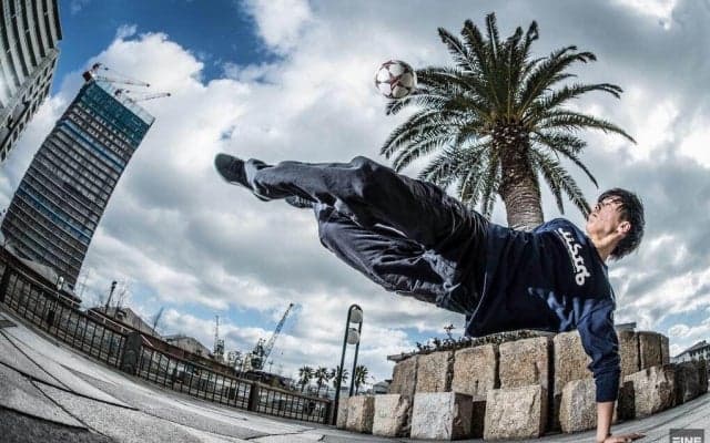 “IBUKI”日本屈指の若きフリースタイルフットボーラー