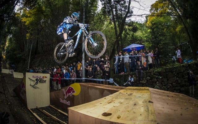 RED BULL HOLY RIDE 2016 広島初上陸！