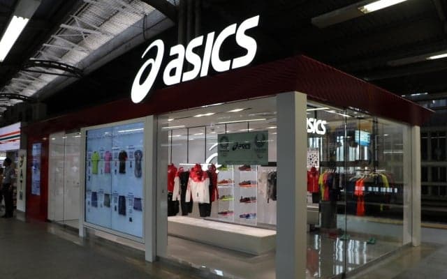 「アシックスステーションストア品川」品川駅ホームにオープン