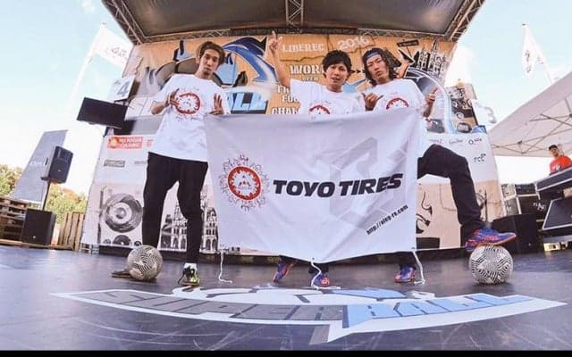 “ALEG-Re”フリースタイルフットボール世界大会「SUPER BALL2016」日本最高位で2年連続TOP3獲得！