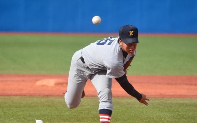 慶応大　隙のない野球で昨季王者に先勝/明大戦