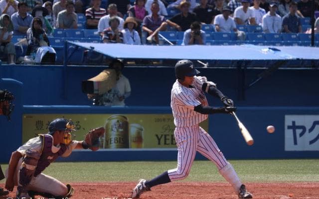 立教大　山根特大の２本塁打！打線爆発で明大撃破！