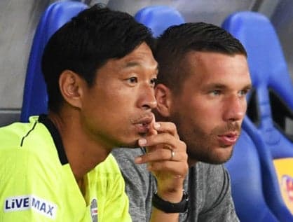 注目のポドルスキはスタッフも面白い。専属通訳の破天荒なサッカー人生