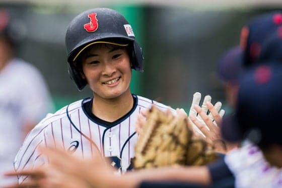 漫画の影響で女子野球選手に　全員18歳以下でアジア王者に輝いた日本の主将