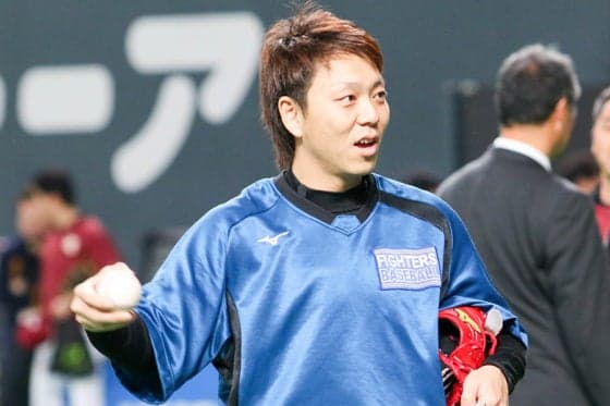 鉄腕・宮西の生みの親　絶大な信頼を寄せられる日ハム厚沢コーチの手腕