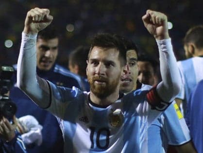 酸素がなくてもメッシは動く！　神がかり３発でアルゼンチンを救う