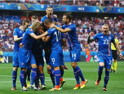 迷走する日本が、同じ島国アイスランドのサッカー強化に学ぶべきこと