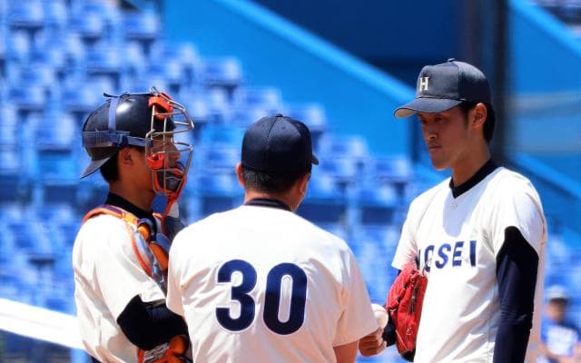 相馬4打数4安打2打点、向山猛打賞を含む12安打を放つも、5回に慶大打線の猛攻を受け逆転負け