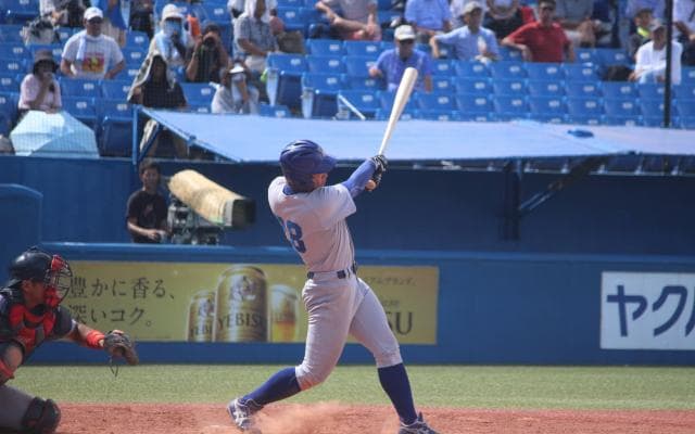 先制点守りきれず